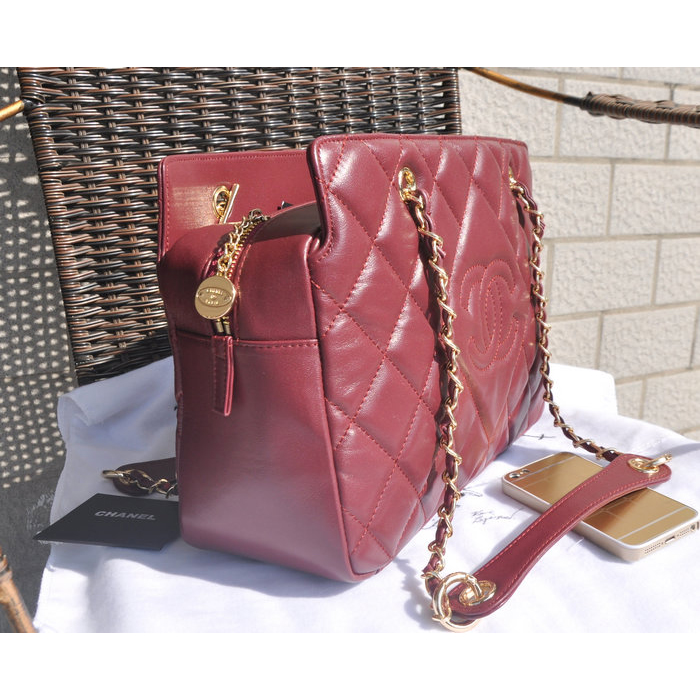 2015 Chanel Shopper Bag Sheepskin Leather A94308 Burgundy