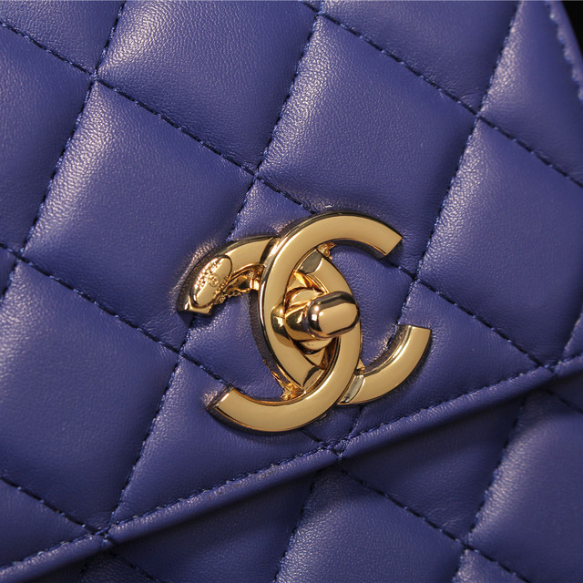 2015 Chanel Shoulder Bag Sheepskin Leather A67059 Royal