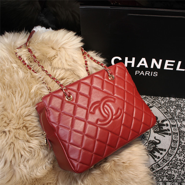 2015 Chanel Shoulder Bag Sheepskin Leather A68028 Red