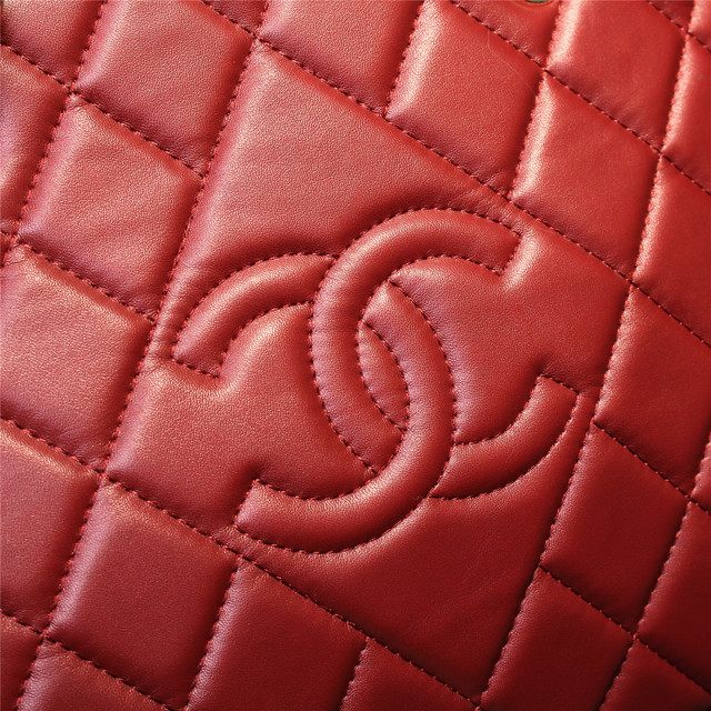 2015 Chanel Shoulder Bag Sheepskin Leather A68028 Red