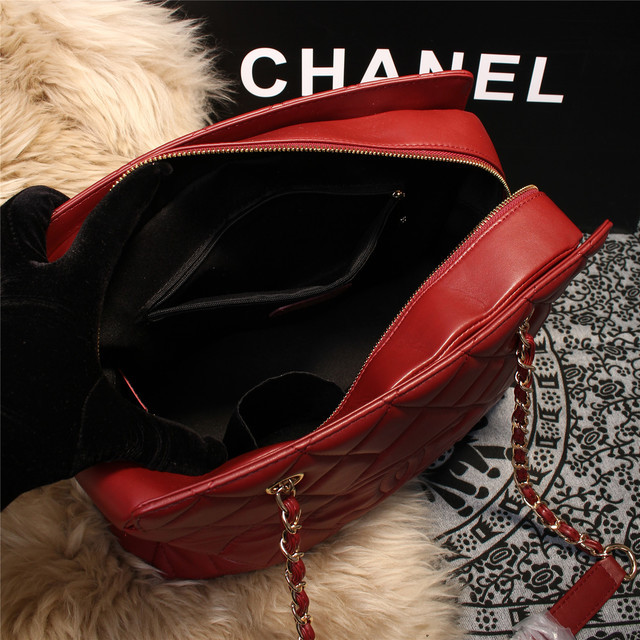 2015 Chanel Shoulder Bag Sheepskin Leather A68028 Red