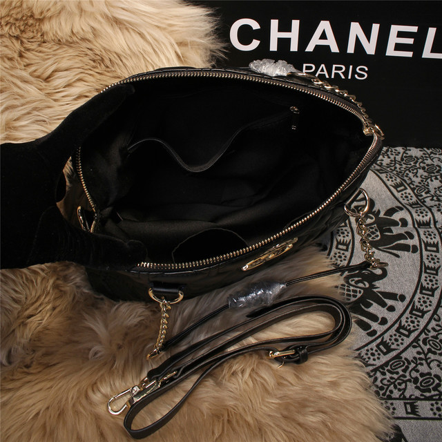 2015 Chanel Shoulder Bag Sheepskin Leather A68029 Black