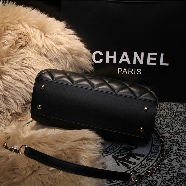 2015 Chanel Shoulder Bag Sheepskin Leather A68036 Black