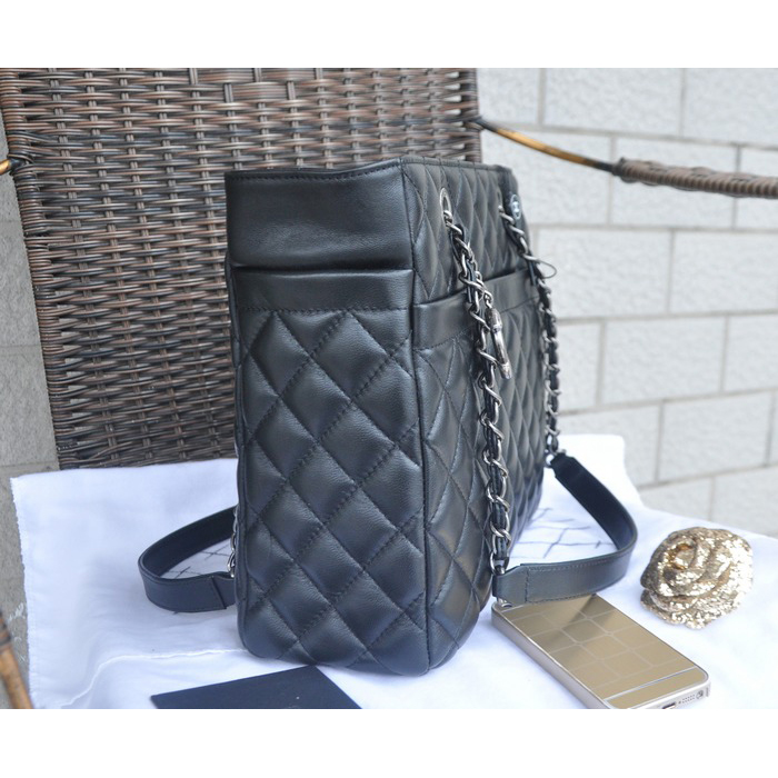 2015 Chanel Shoulder Bag Sheepskin Leather A72300 Black