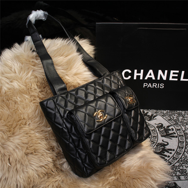 2015 Chanel Shoulder Tote Bag Sheepskin Leather A68032 Black