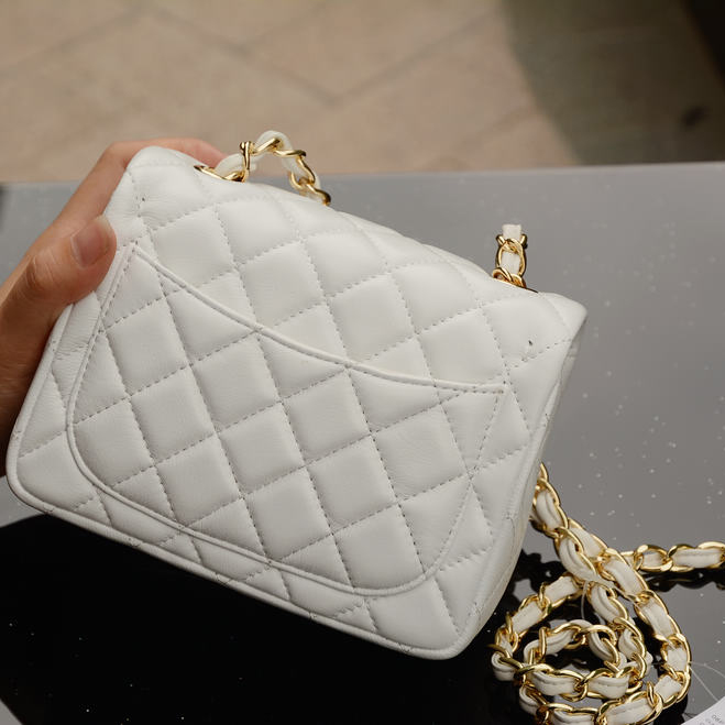 2015 Chanel mini Classic Flap Bag White Sheepskin leather A37585 Gold