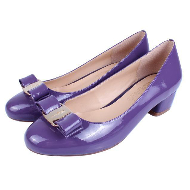 2015 Ferragamo patent leather bow shoes