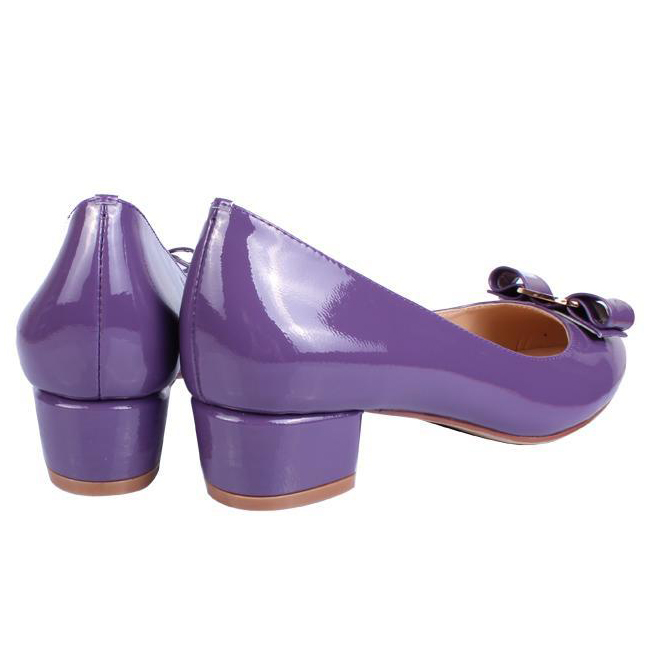 2015 Ferragamo patent leather bow shoes