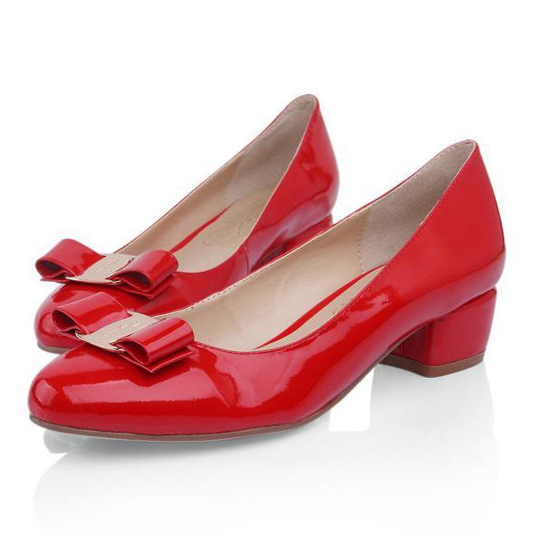 2015 Ferragamo patent leather bow shoes