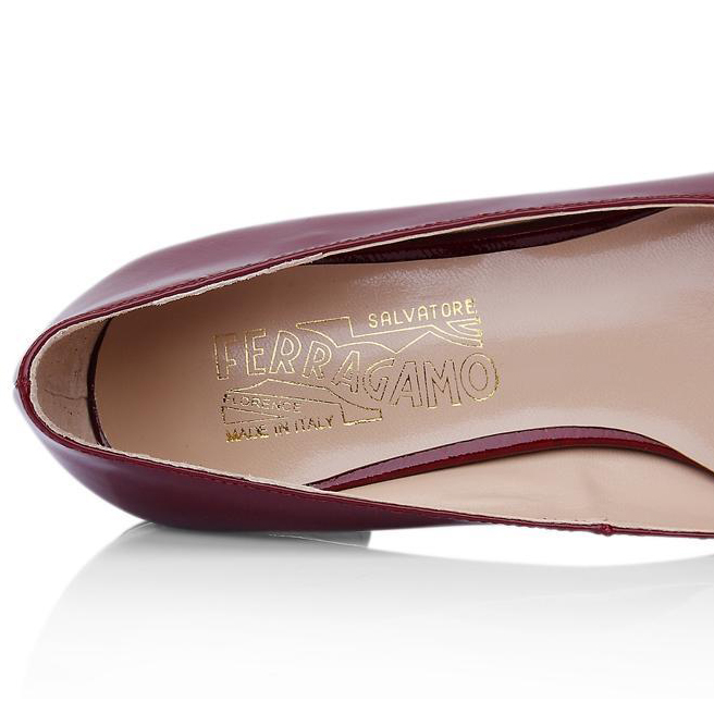 2015 Ferragamo patent leather bow shoes