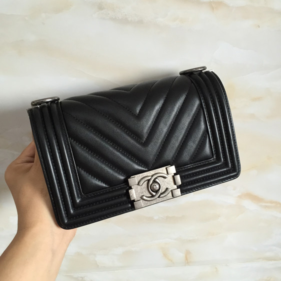 2015 LE Boy Chanel Flap Shoulder Bag Original Leather A67063 Black