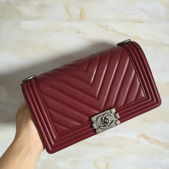 2015 LE Boy Chanel Flap Shoulder Bag Original Leather A67086 Claret