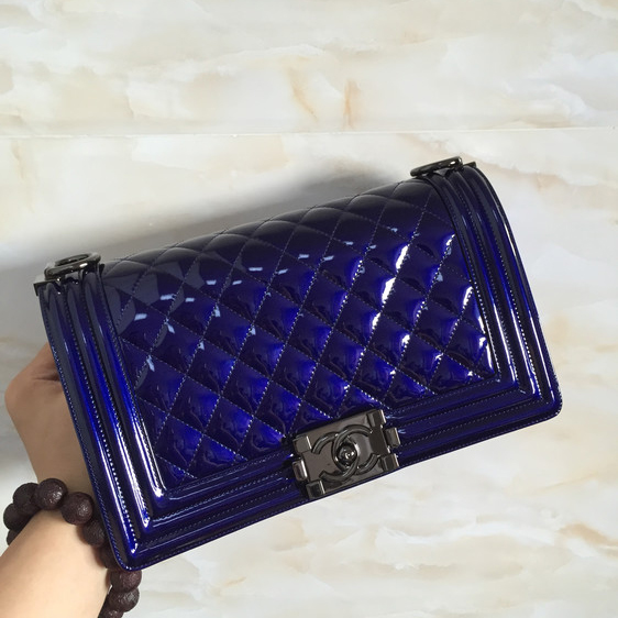 2015 LE Boy Chanel Flap Shoulder Bag Original Patent leather A67086 Blue