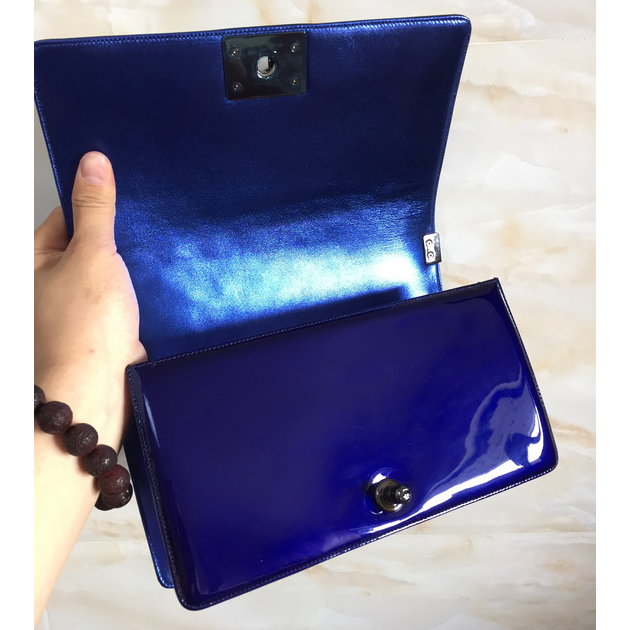 2015 LE Boy Chanel Flap Shoulder Bag Original Patent leather A67086 Blue