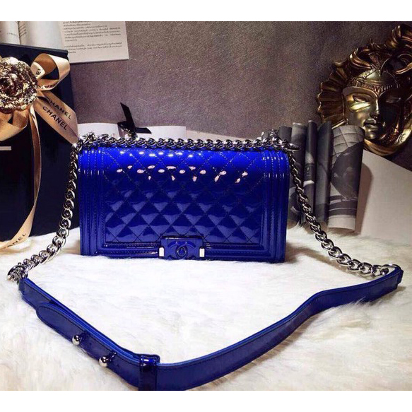 2015 LEY Boy Chanel A67086 Flap Shoulder Bag Original Patent Leather Blue