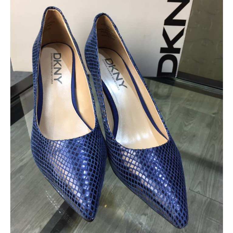 2015 Latest DKNY Women Snake stripes shoes