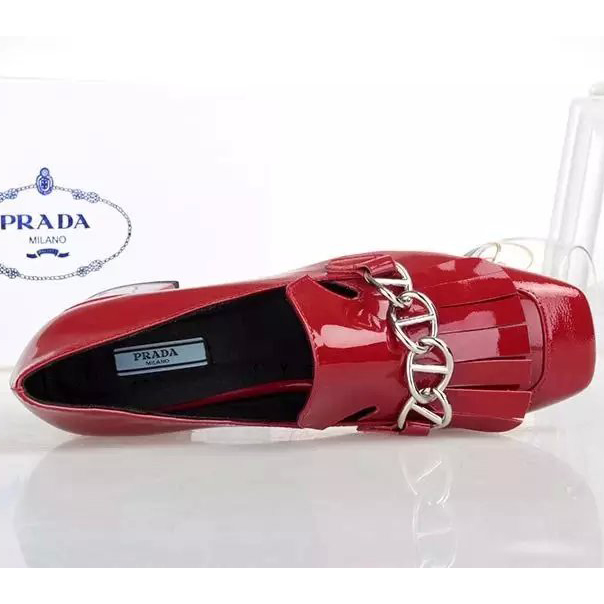 2015 Latest Prada women patent leather casual shoes