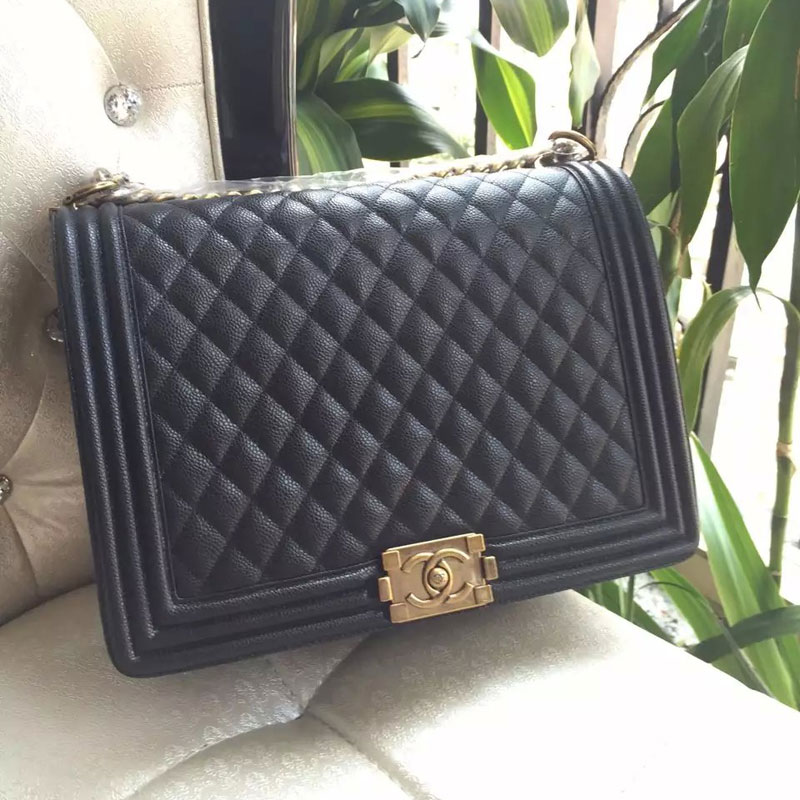 2015 Le Boy Chanel Flap Shoulder Bag Original Caviar leather A67087 Black