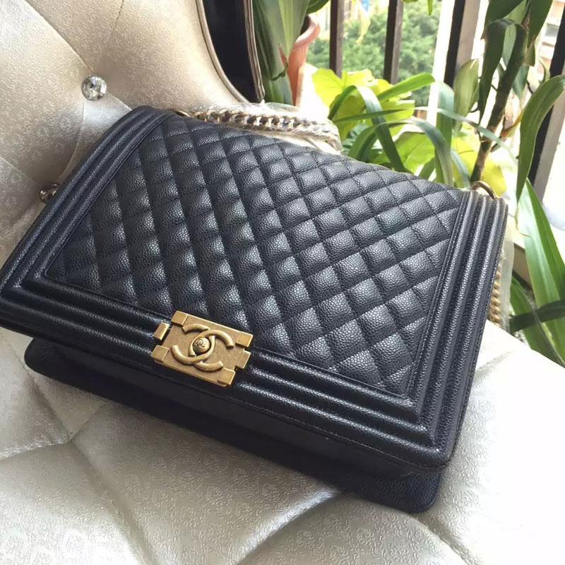 2015 Le Boy Chanel Flap Shoulder Bag Original Caviar leather A67087 Black