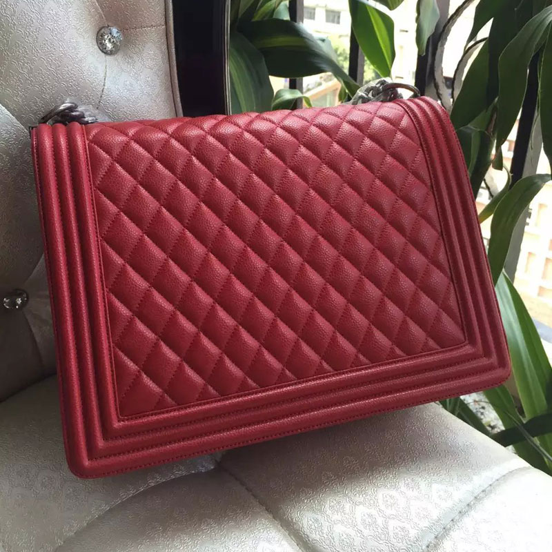 2015 Le Boy Chanel Flap Shoulder Bag Original Caviar leather A67087 Red