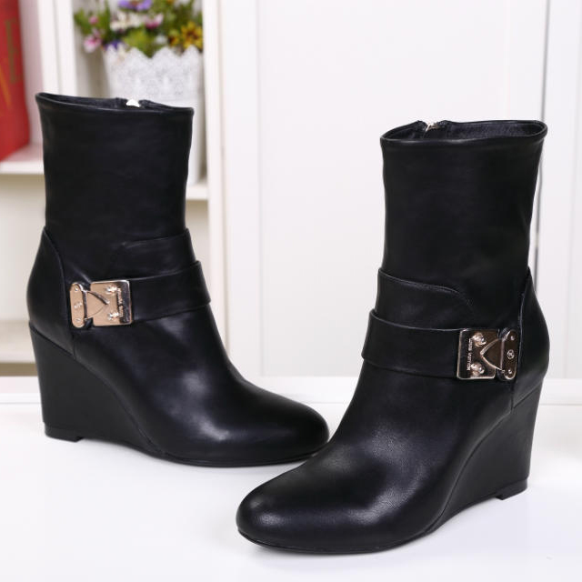 2015 Louis vitton Slope with boots