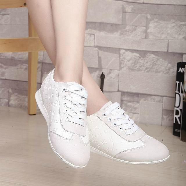 2015 Louis vitton embossing casual shoes