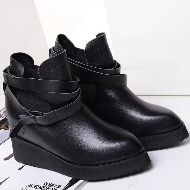 2015 Mcqueen women Heel strap boots