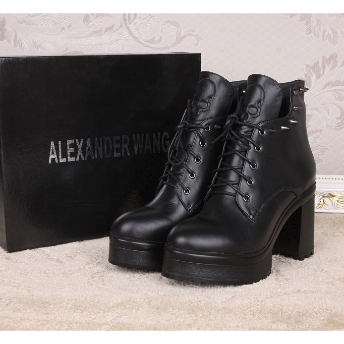 2015 Mcqueen women Rivet boots