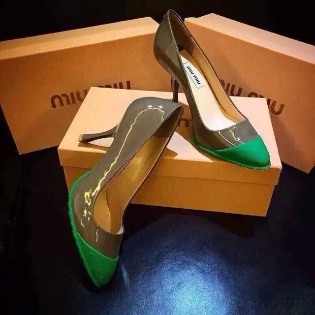 2015 Miu Miu women Patent leather shoes