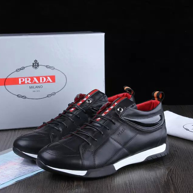 2015 Prada men Laser drilling patent leather shoes