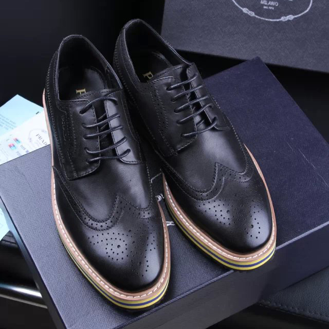 2015 Prada men Laser drilling patent leather shoes