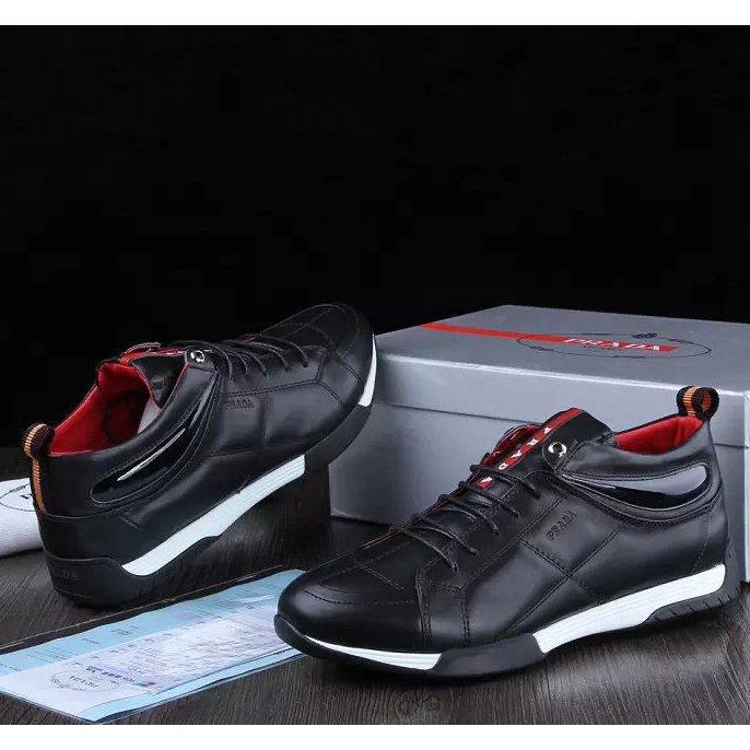 2015 Prada men Laser drilling patent leather shoes