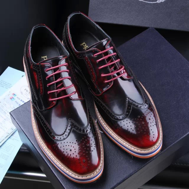 2015 Prada men Laser drilling patent leather shoes