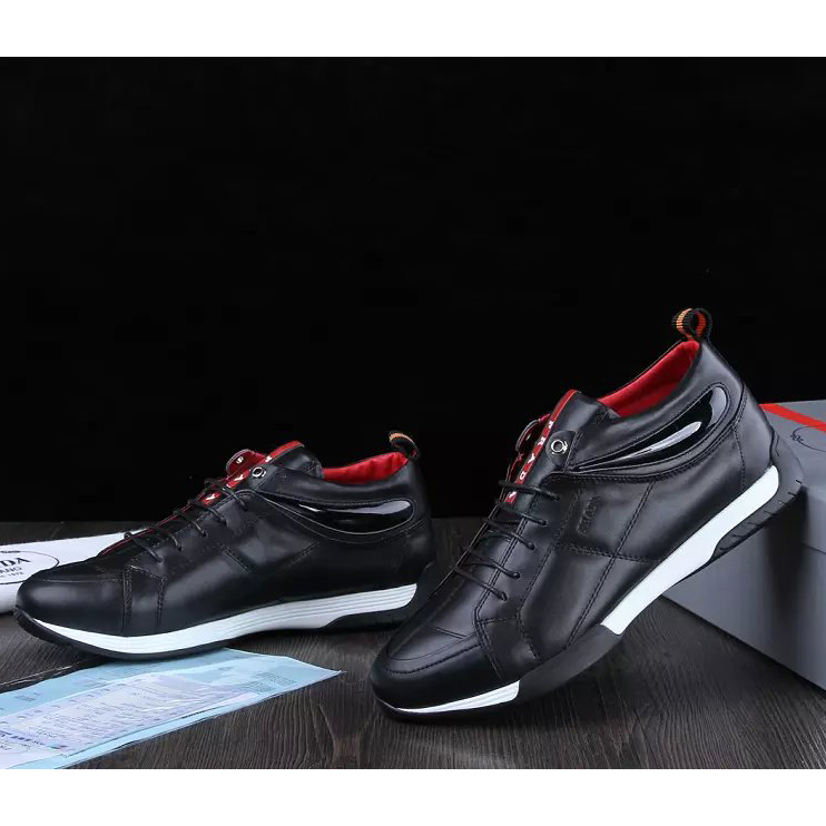 2015 Prada men Laser drilling patent leather shoes