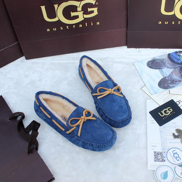 2015 UGG Classic casual shoes