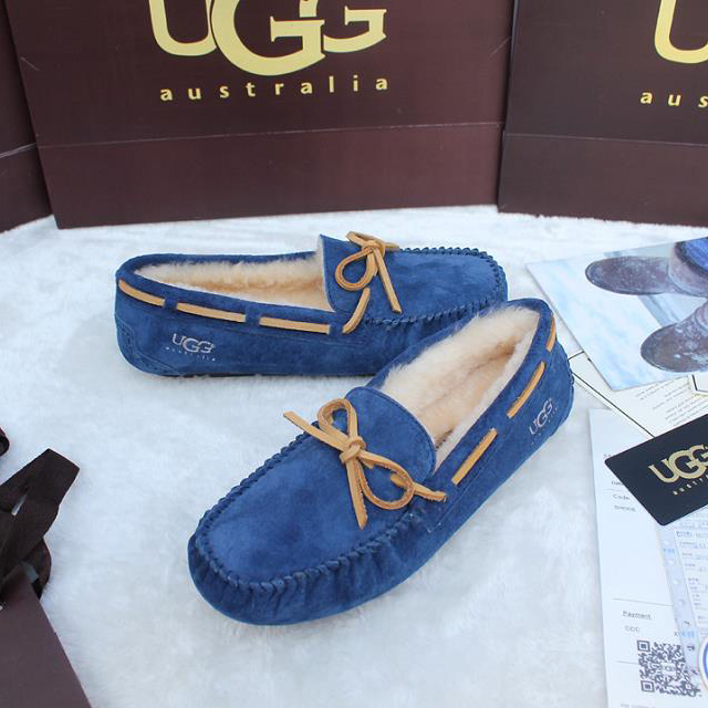 2015 UGG Classic casual shoes