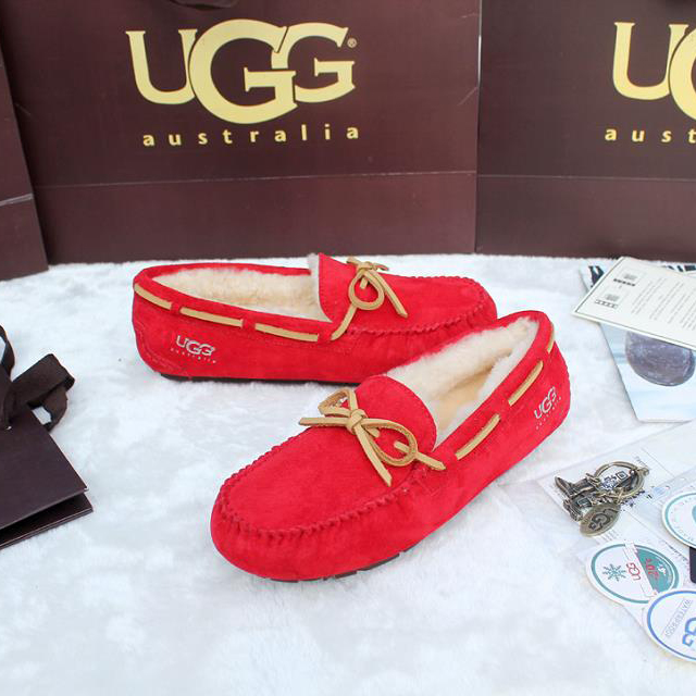 2015 UGG Classic casual shoes