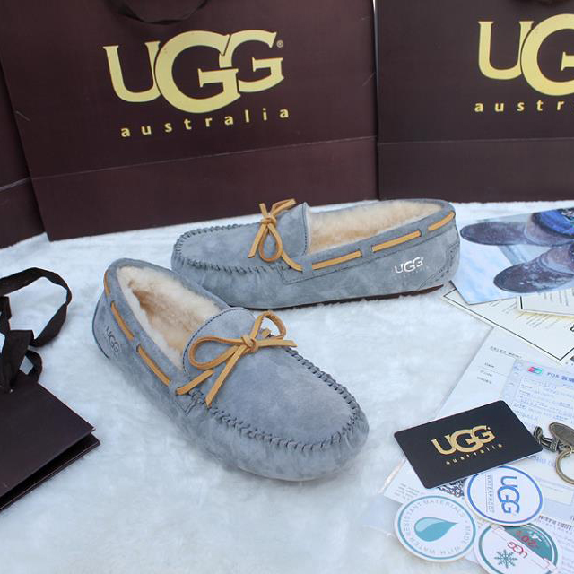 2015 UGG Classic casual shoes