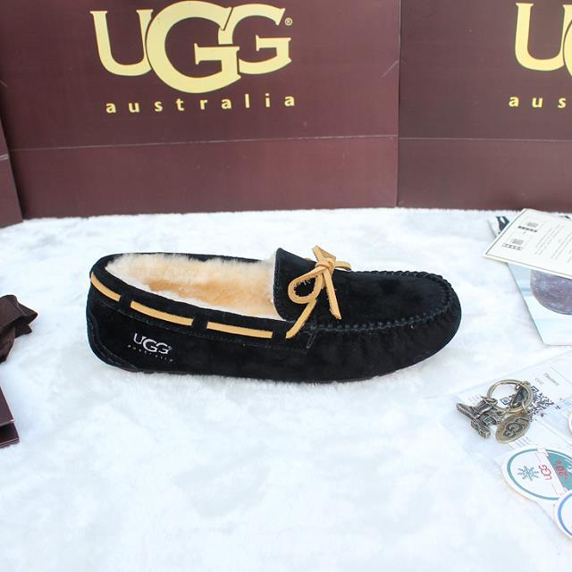 2015 UGG Classic casual shoes