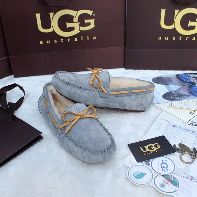 2015 UGG Classic casual shoes