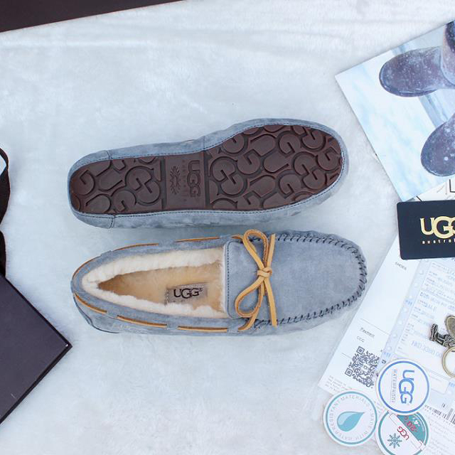 2015 UGG Classic casual shoes