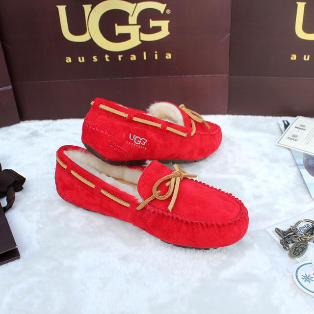 2015 UGG Classic casual shoes