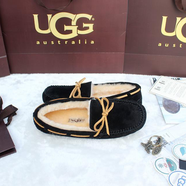 2015 UGG Classic casual shoes