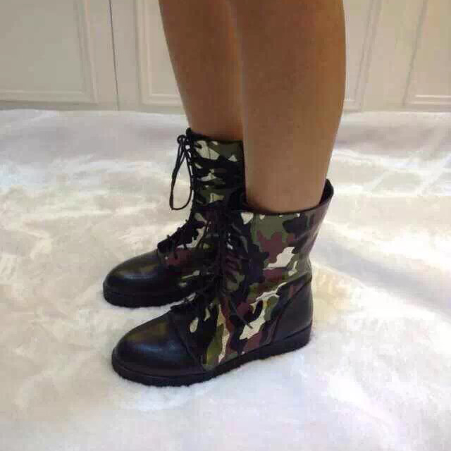 2015 Valentino women boots