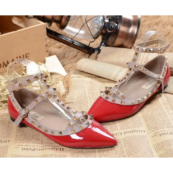 2015 Valentino women flats shoes with rivet