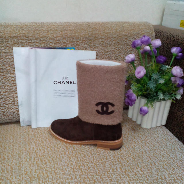 2015 chanel New Arrivals Nubuck Leather with Pearl Boots