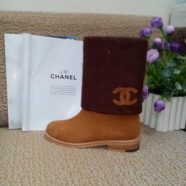 2015 chanel New Arrivals Nubuck Leather with Pearl Boots