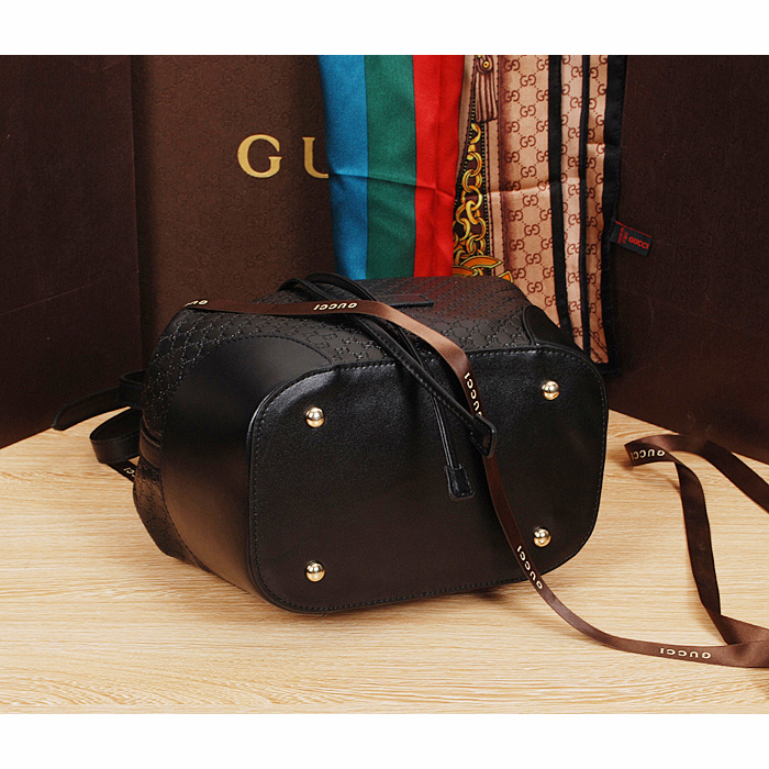 2015 gucci soft leather bucket bag in Black