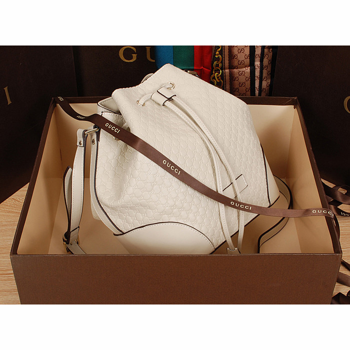 2015 gucci soft leather bucket bag in Off-white