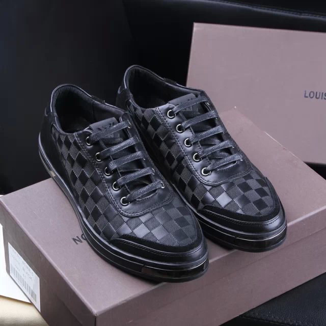 2015 louis vuitton men embossed nubuck leather casual shoes